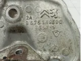 Кронштейн двигателя Peugeot 301 9676118680