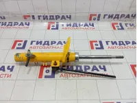 Амортизатор передний левый Peugeot 301 9806013380