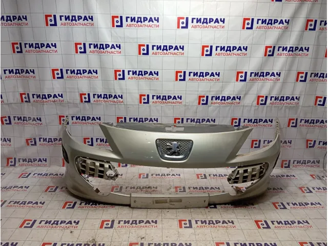 Бампер передний Peugeot 307 7401CZ