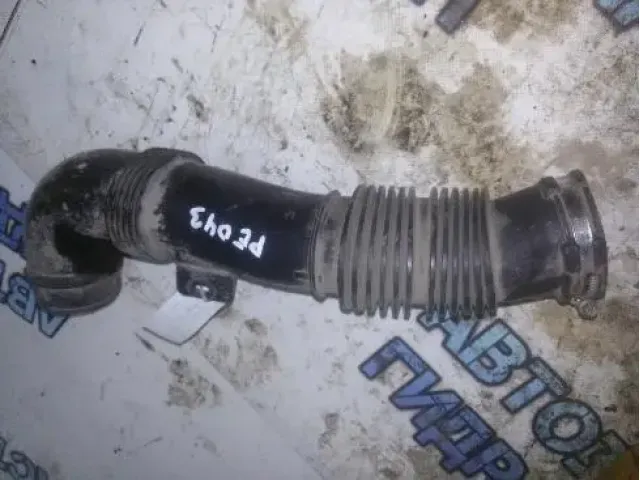 патрубок воздушный Peugeot 308