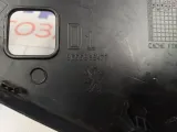Накладка торпедо с торца правая Peugeot 308 9655989477