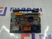 Блок предохранителей Peugeot 308 9664706380