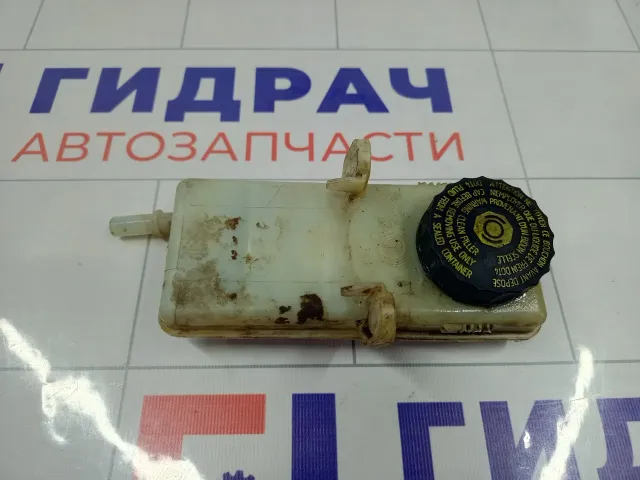 Бачок главного тормозного цилиндра Peugeot 308 9680931580