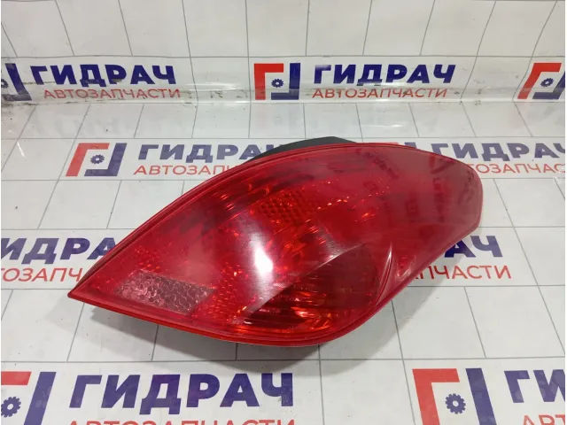 Фонарь задний правый Peugeot 308 6351CV