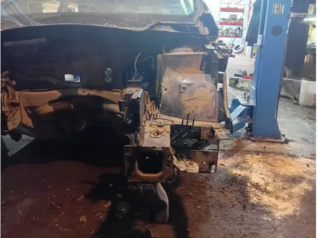 Лонжерон передний левый Peugeot 308 1606219780