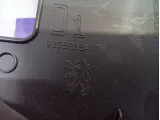 Накладка торпедо с торца правая Peugeot 308 9655989477