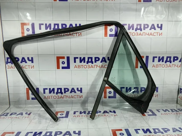 Стекло двери передней левой Peugeot 308 9300T8