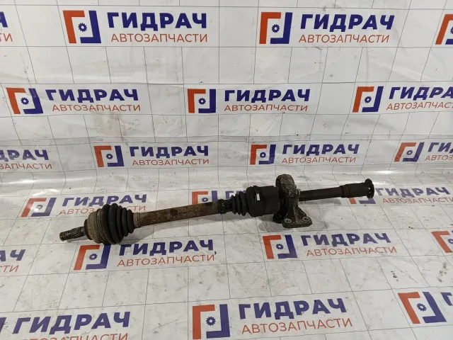 Привод передний правый Peugeot 308 3273ZP