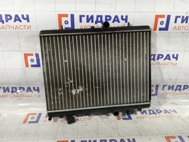 Радиатор основной Peugeot 308 1330W2