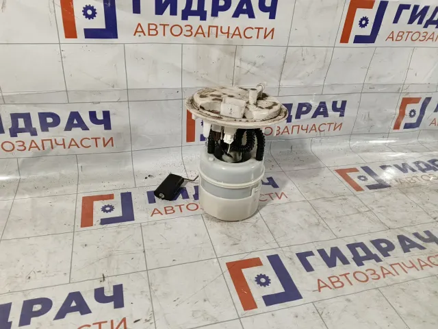 Насос топливный Peugeot 308 1525LE