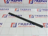 Уплотнитель стекла переднего правого Peugeot 308 9310K9