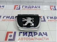 Эмблема Peugeot 308 9680505177
