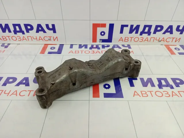 Кронштейн двигателя правый Peugeot 308 9655923080