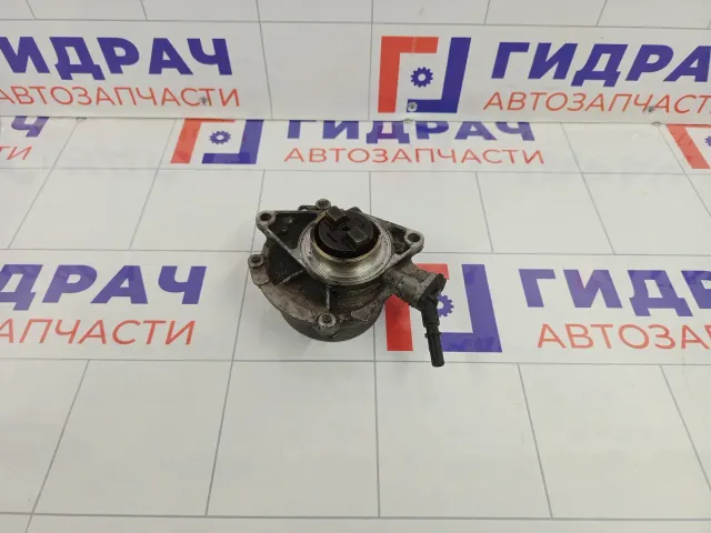 Насос вакуумный Peugeot 308