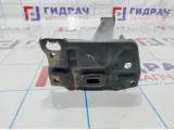 Кронштейн передней балки правый Peugeot 308 (T7) 9677054880