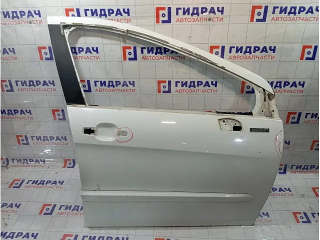 Дверь передняя правая Peugeot 308 9004CC