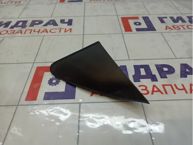 Накладка крыла переднего правого Peugeot 308 9680364280