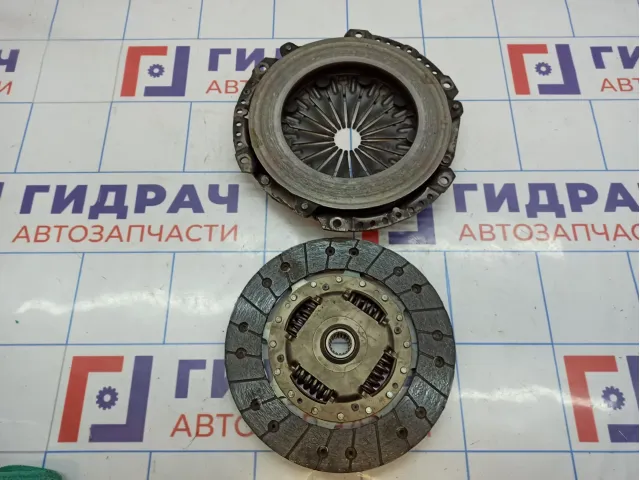 Корзина сцепления с диском Peugeot 308 (T7) .