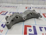 Кронштейн двигателя правый Peugeot 308 9655923080.