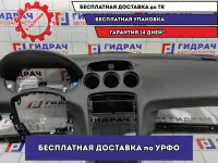 Торпедо Peugeot 308 8231HC.