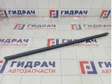 Уплотнитель стекла заднего левого Peugeot 308 931176