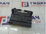 Блок предохранителей Peugeot 308 9675878480