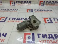 Моторчик стеклоочистителя передний Peugeot 308 0390241869