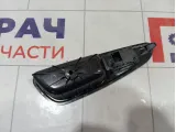 Кнопка стеклоподъемника заднего правого Peugeot 308 649030