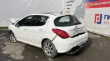 Автомобиль Peugeot 308  в разборе