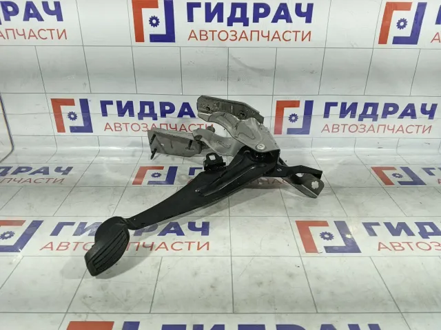 Педаль тормоза Peugeot 308