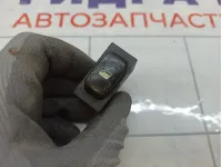 Кнопка стеклоподъемника Peugeot 407 6554E8