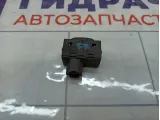 Кнопка стеклоподъемника Peugeot 407 6554E8