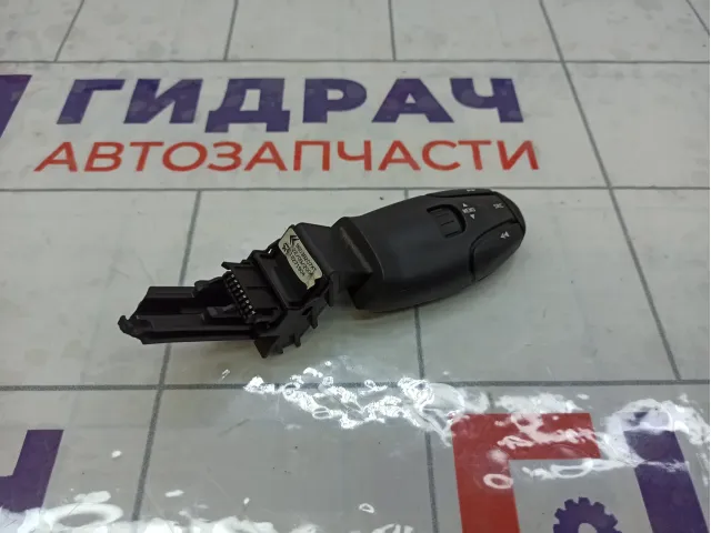 Переключатель подрулевой управления магнитолой Peugeot 407 6242Z6