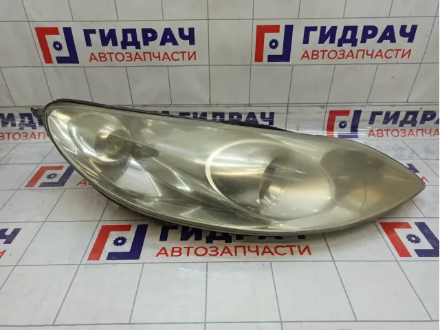 Фара правая Peugeot 407 620690