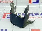 Кронштейн радиатора левый Peugeot 407
