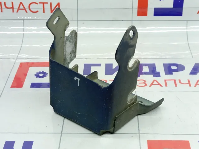 Кронштейн радиатора левый Peugeot 407