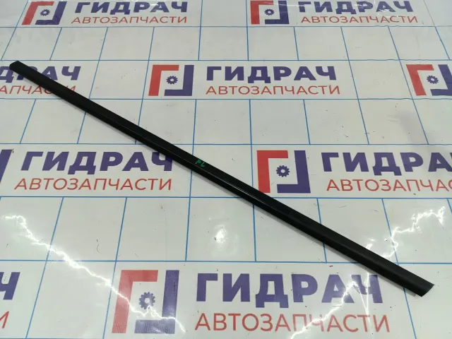 Уплотнитель стекла двери переднего левого Peugeot 408 9334R0