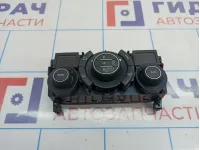 Блок управления отопителем Peugeot 408 96718462XT