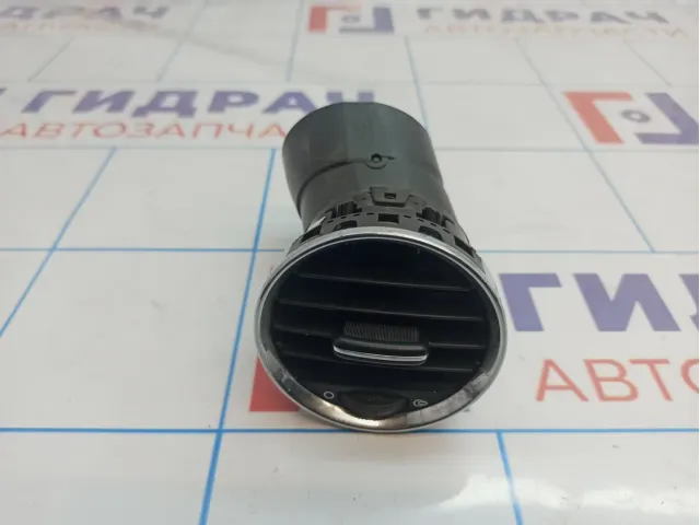 Дефлектор воздушный правый Peugeot 408 9655994177