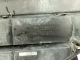 Решетка в бампер центральная Peugeot 408 967690617A