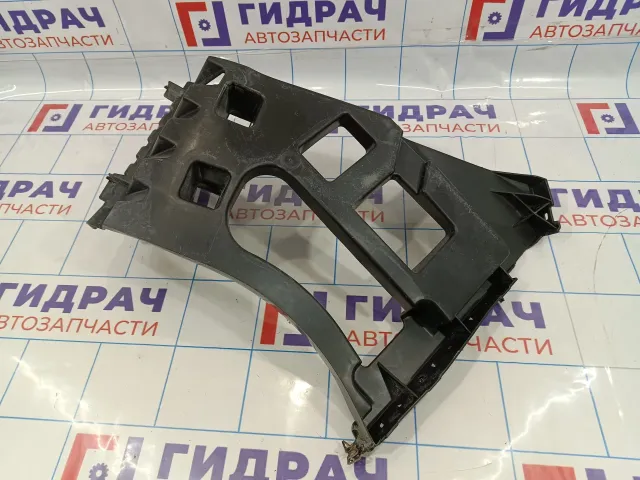 Кронштейн заднего бампера правый Peugeot 408 9676890380