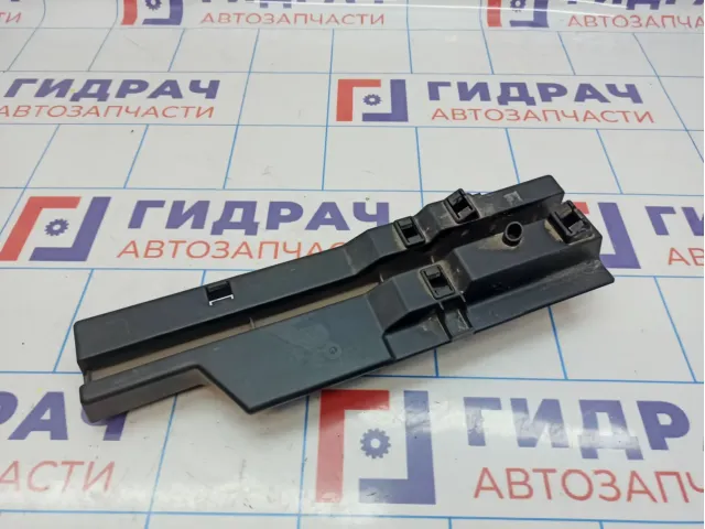 Кронштейн накладки порога задней правой внутренний Peugeot 408 9676635380