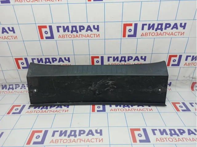 Накладка декоративная на заднюю панель Peugeot 408 9675838377