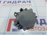 Насос вакуумный Peugeot 408