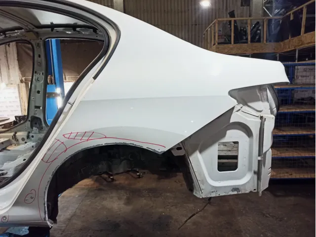 Крыло заднее левое Peugeot 408