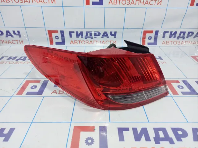 Фонарь задний наружный левый Peugeot 408 9678059380