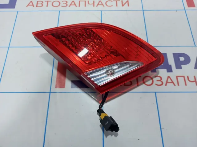 Фонарь задний внутренний левый Peugeot 408 9678059680
