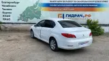 Кронштейн бампера передний левый Peugeot 408 9660551580