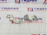 Петли двери задней левой Peugeot Partner