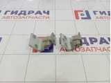 Петли двери задние левые Peugeot Partner